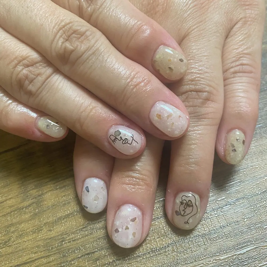 ネイル ハンドネイル 小倉 梨衣那のネイルデザイン