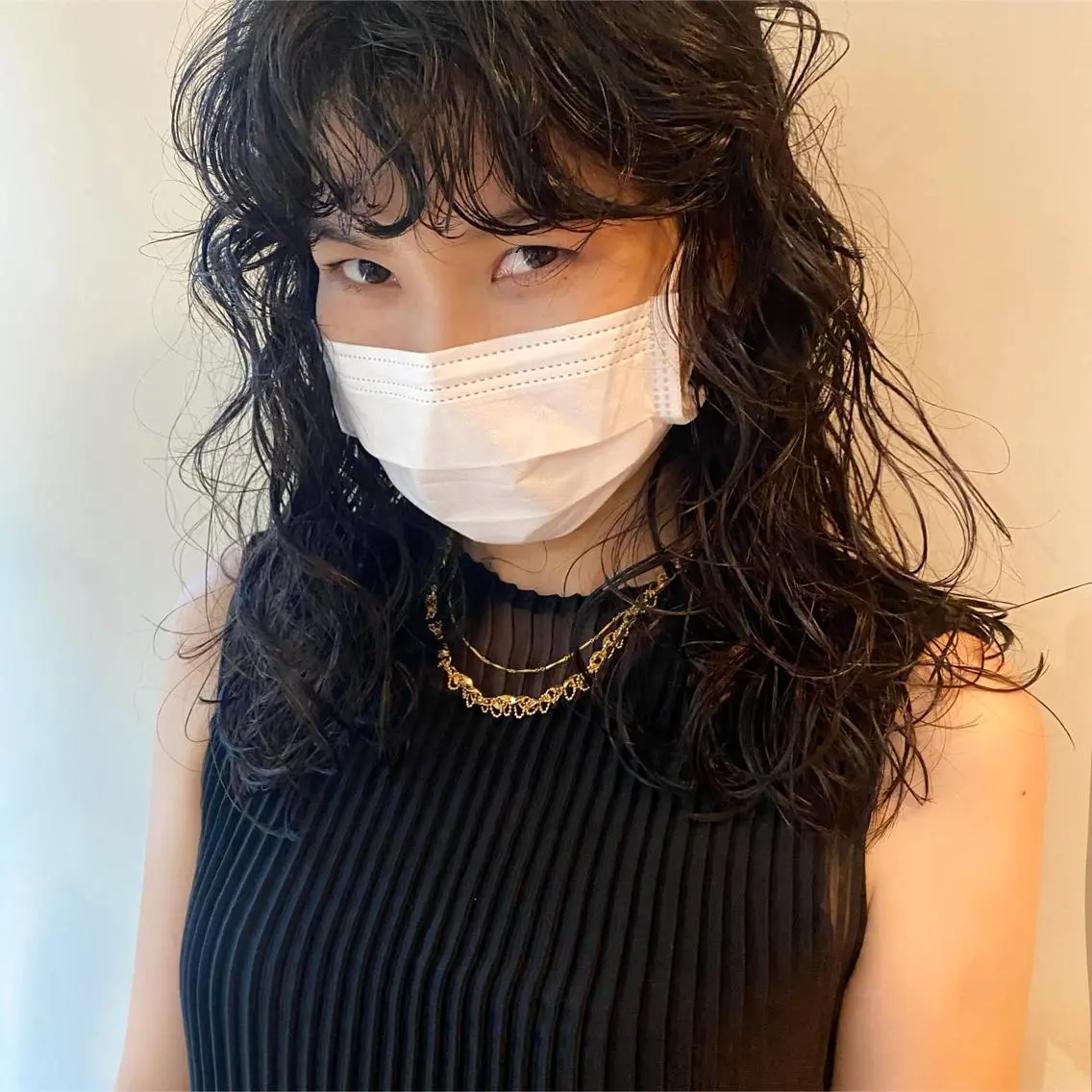 ミディアム カラー パーマ ヘアアレンジ ミディアムパーマ ウルフカット モデル募集中!ミカのヘアスタイル