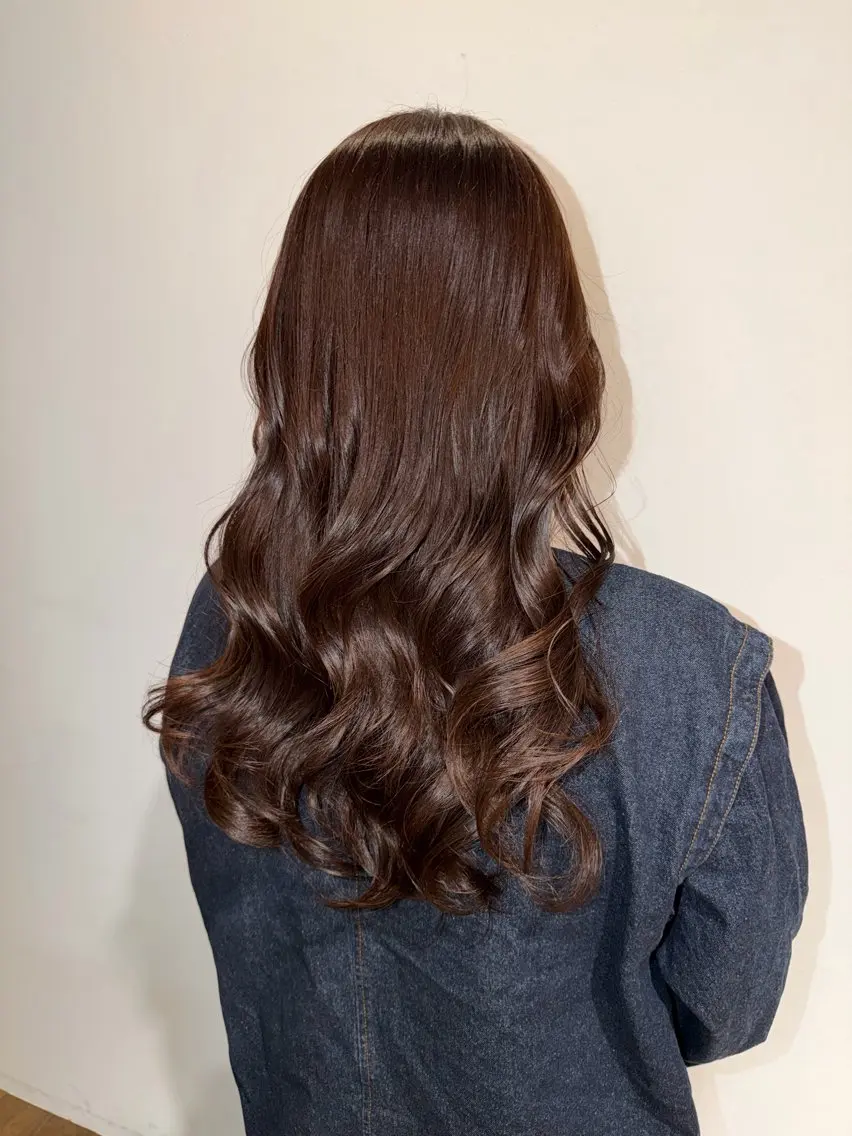 ロング カラー カット ヘアカラー トリートメント 塩澤 榛奈のヘアスタイル