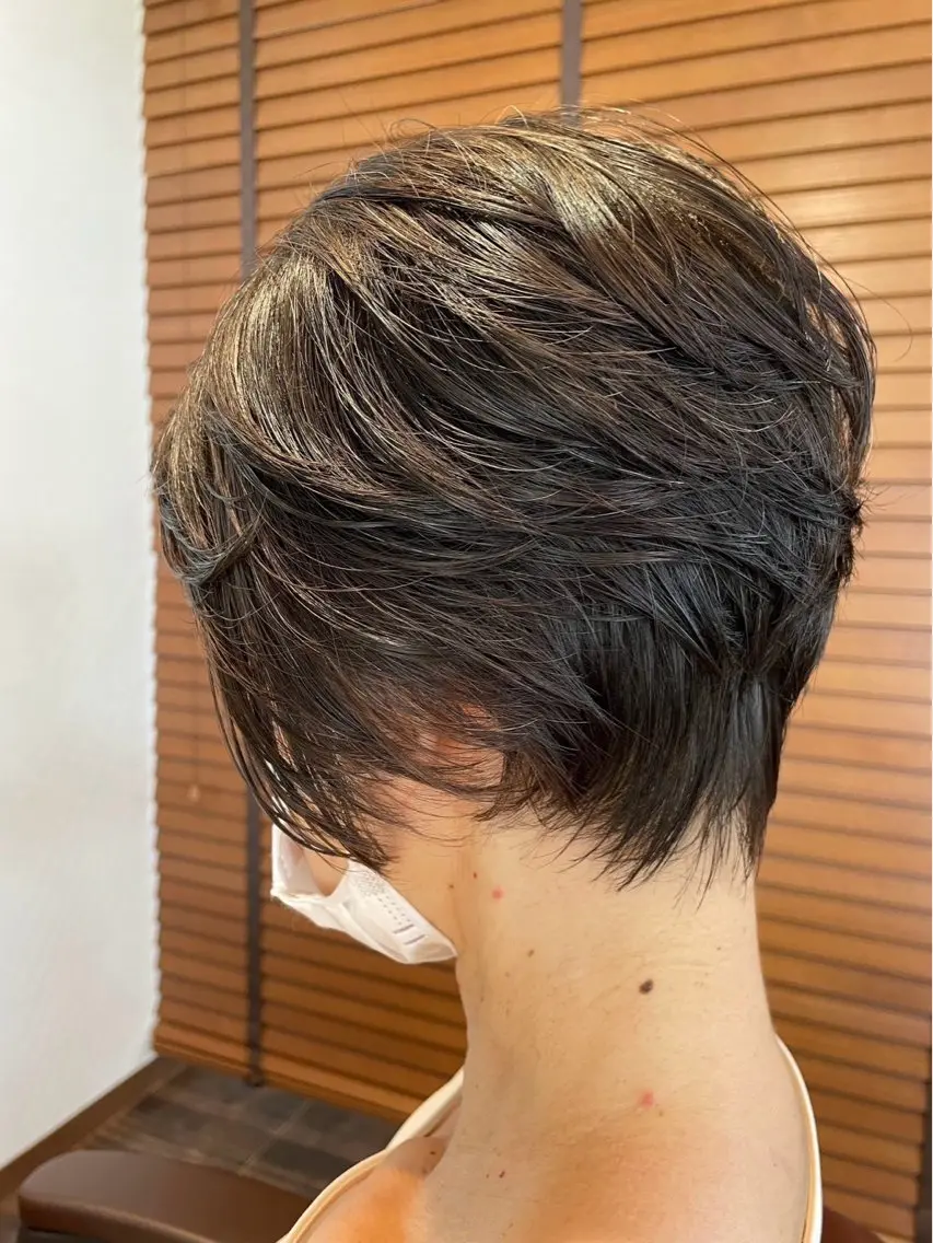 ショート 及木 あおいのヘアスタイル