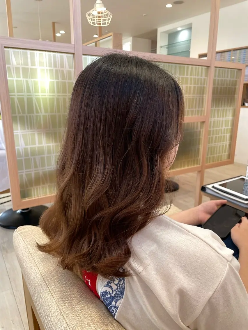セミロング ヨシンモリ 韓国風ヘア être 加藤 悠花のヘアスタイル