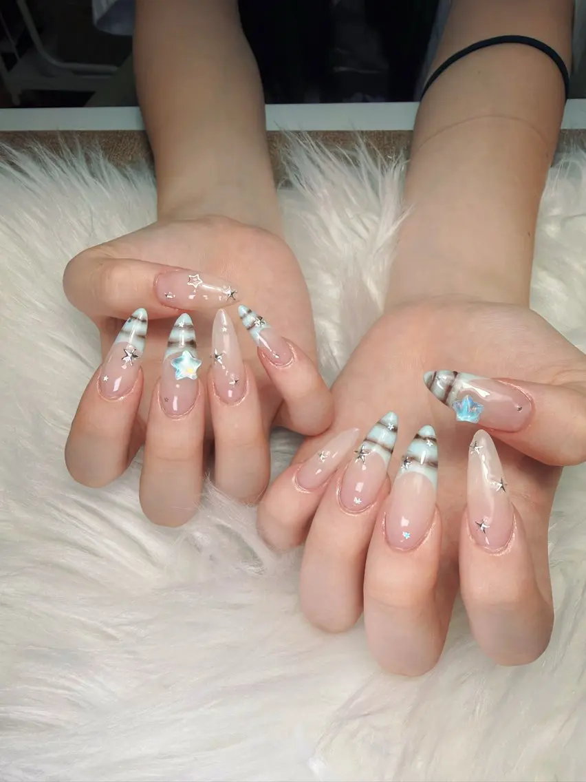 ネイル W·mai nail 関内のネイルデザイン