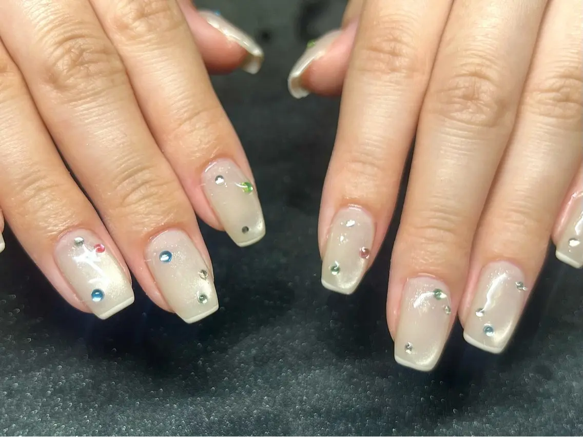ネイル フレンチネイル ハンドネイル Chika .のネイルデザイン