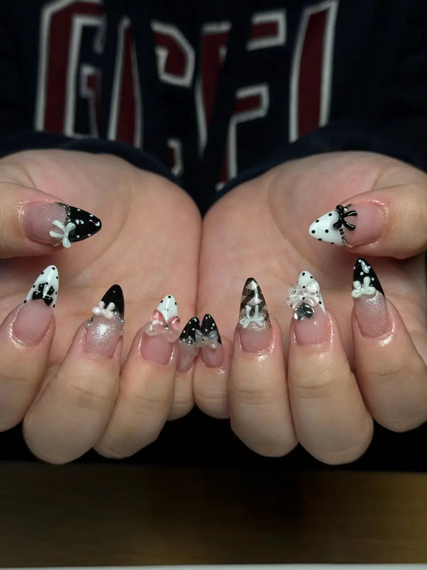ネイル フレンチネイル グラデーション 韓国ネイル マグネットネイル シンプルネイル ハンドネイル CoMo Nailのネイルデザイン