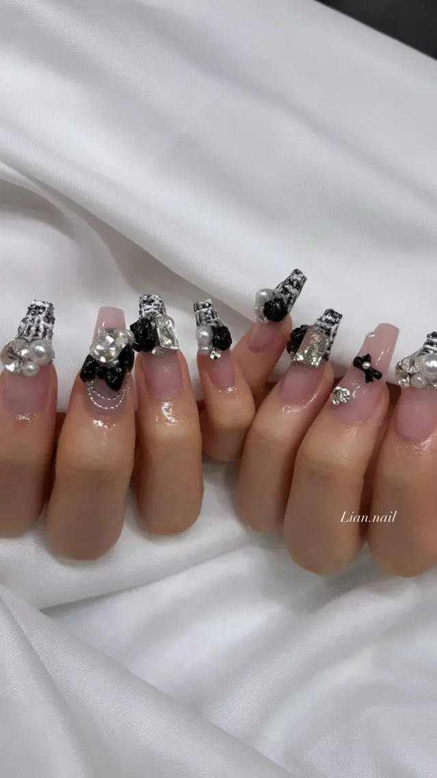 ロング ハンドネイル Lian nailのネイルデザイン