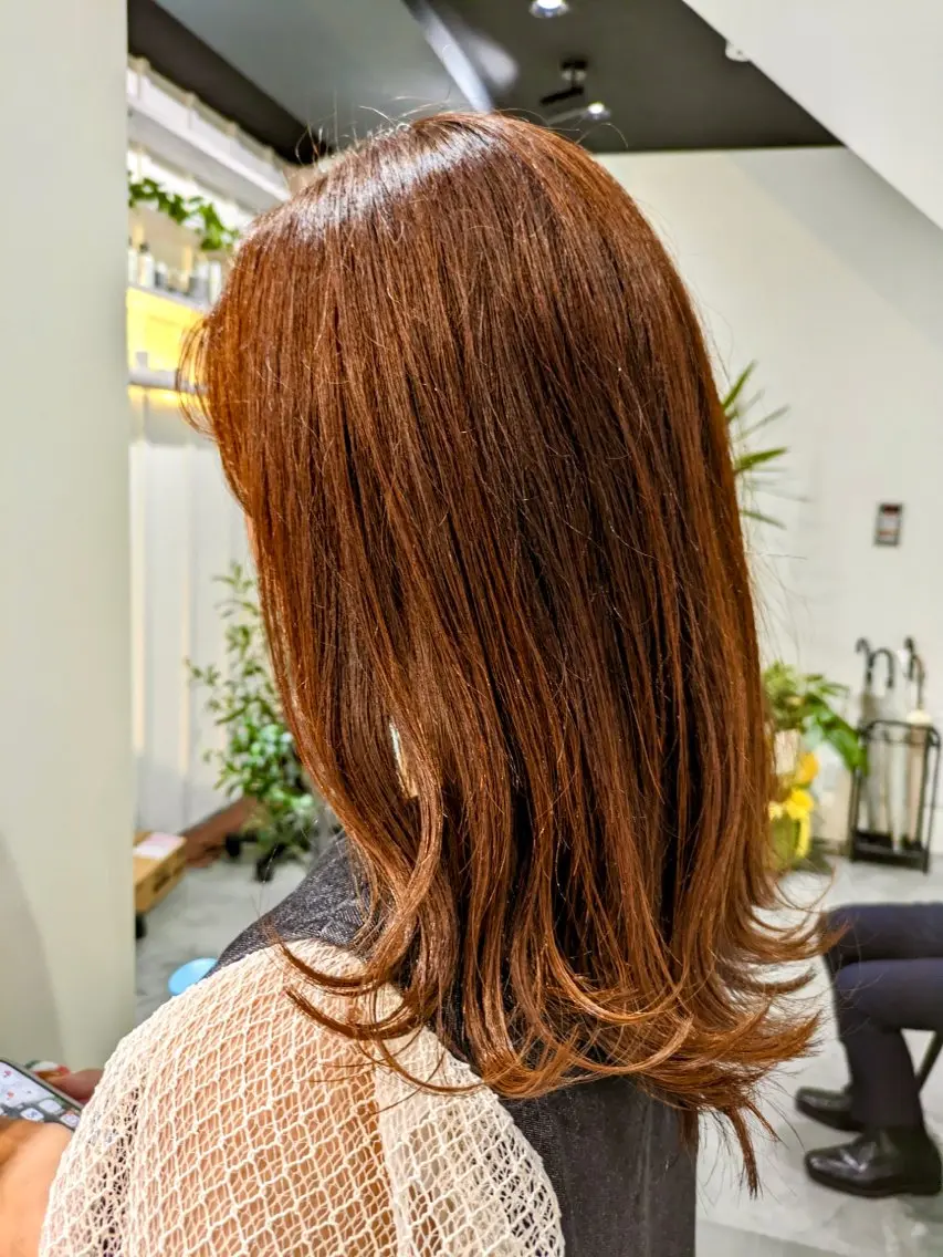 ミディアム カラー オレンジ 似合わせスタイル🪮 🌿まなべさとみ🌿のヘアスタイル