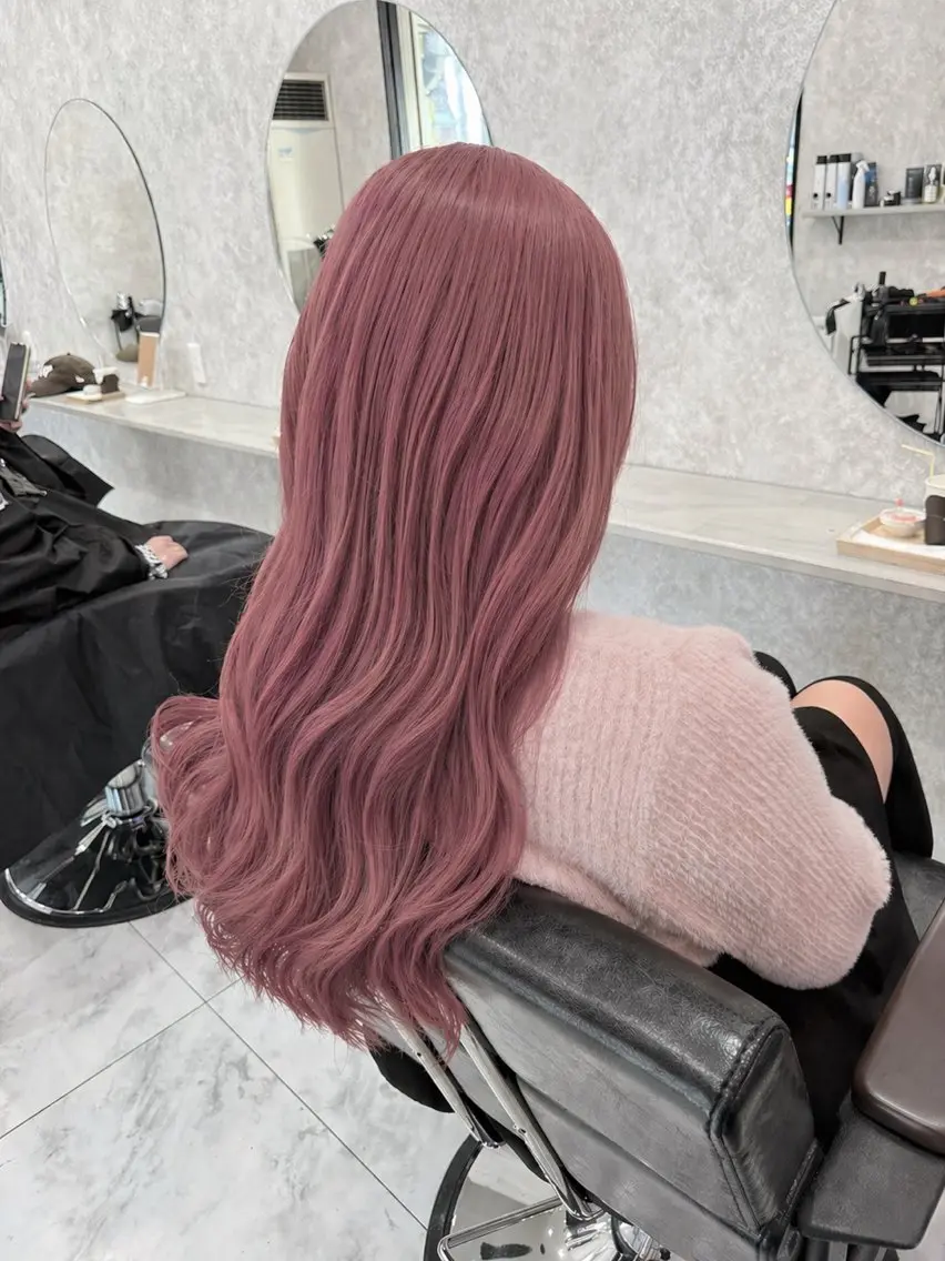 セミロング カラー 🌺ハイトーン🌺 矢葺 なぎさ🌺🌺のヘアスタイル