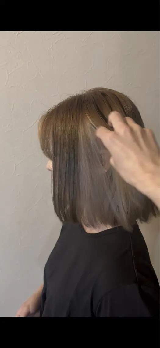 ミディアム 縮毛矯正 ヘアカラー 藤本 哲平のヘアスタイル