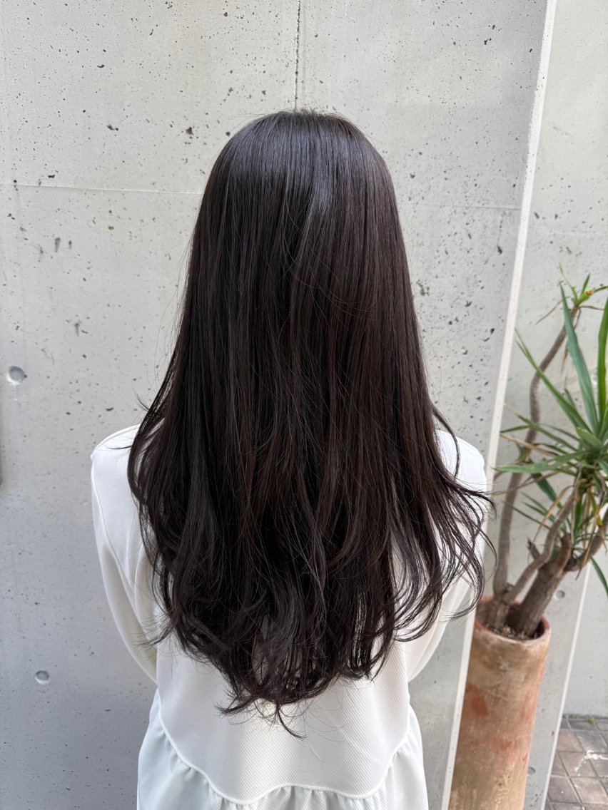ロング カラー 山際 樹璃のヘアスタイル