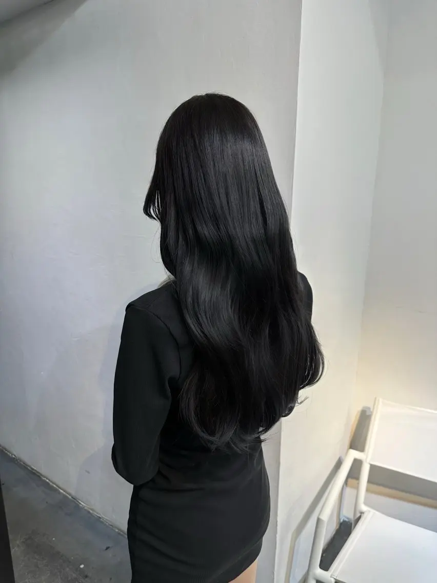 カラー ［HOI］ ユウキのヘアスタイル