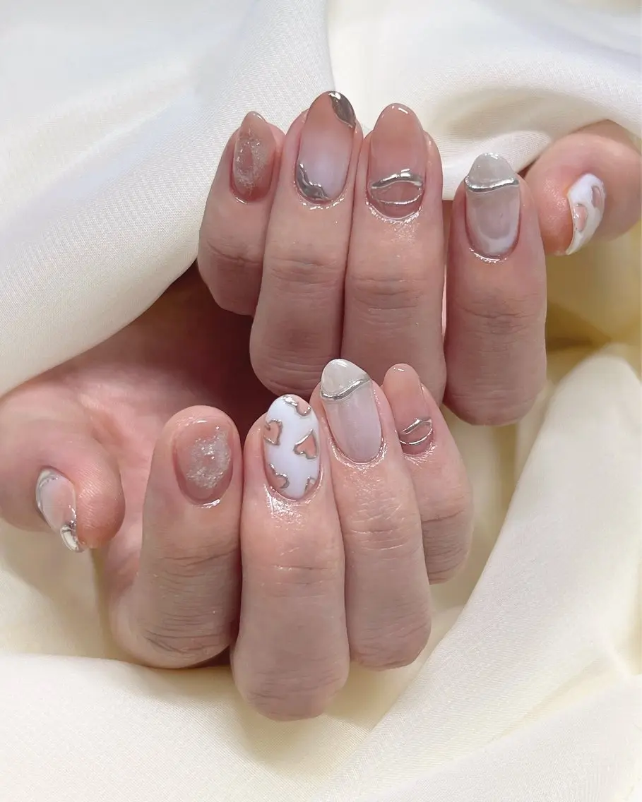 ネイル ハート 持ち込み ニュアンスネイル nail salon MUAのネイルデザイン