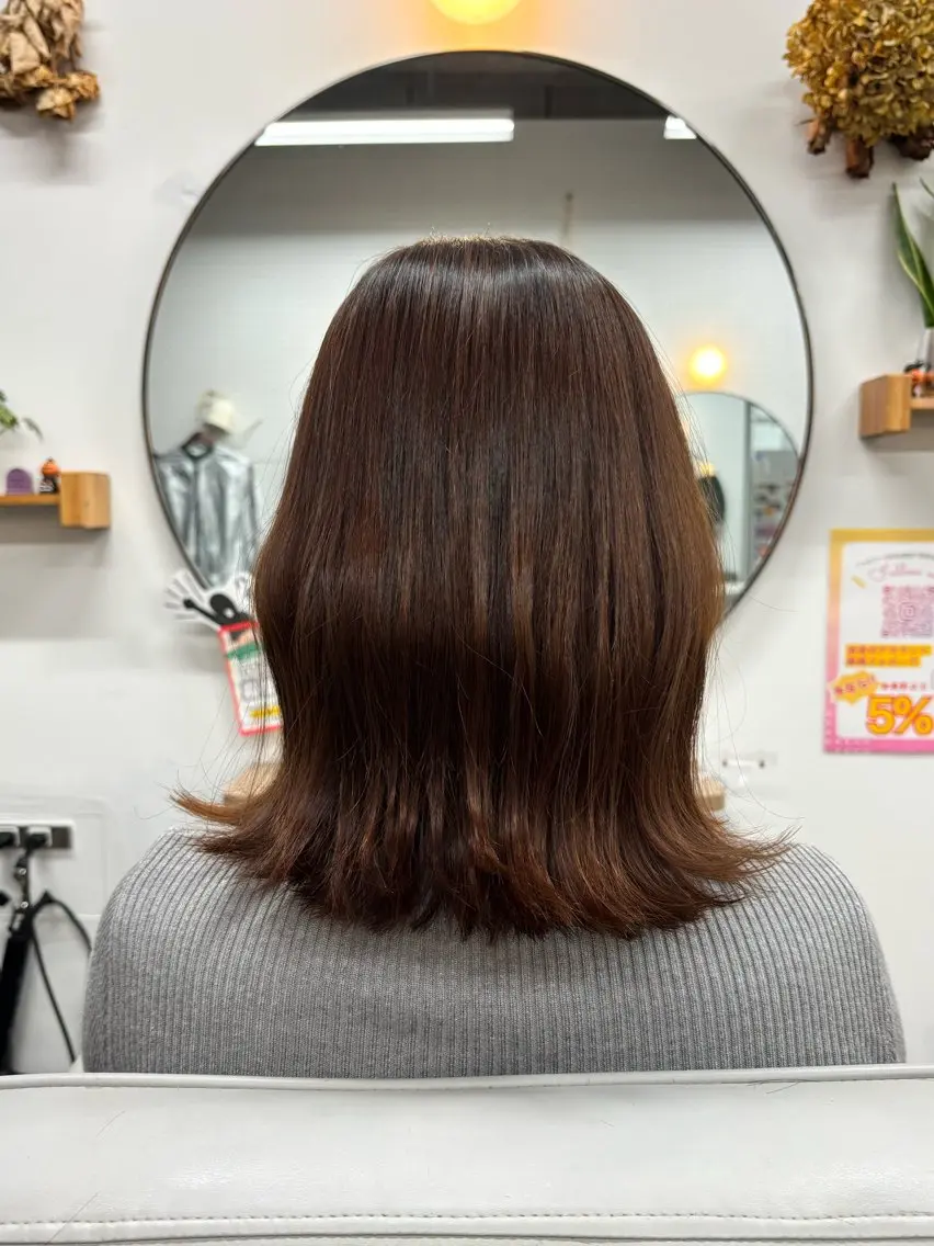 ミディアム カット アールグランデ あやのヘアスタイル