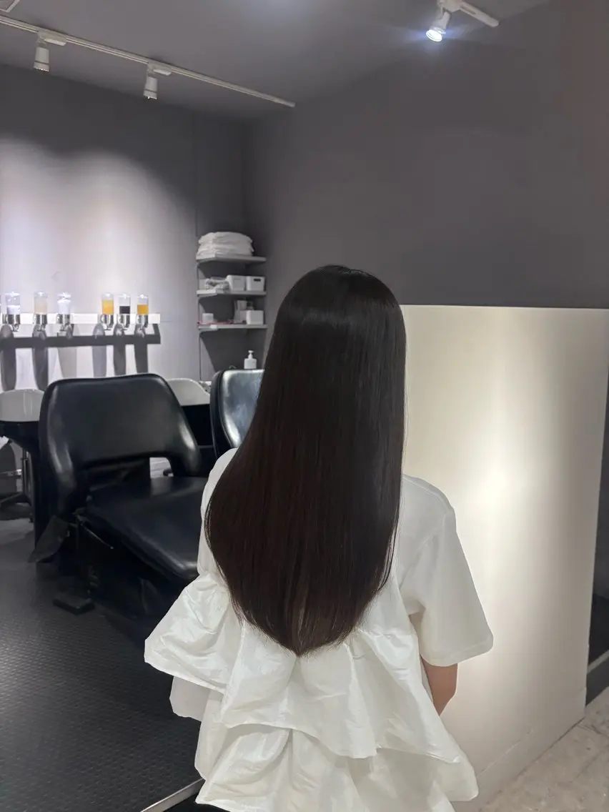 ロング 橋本 璃子のヘアスタイル