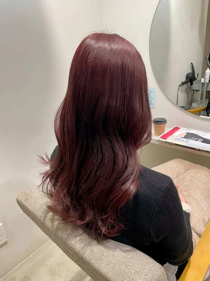 セミロング カラー ヘアカラー チグサ ミウのヘアスタイル