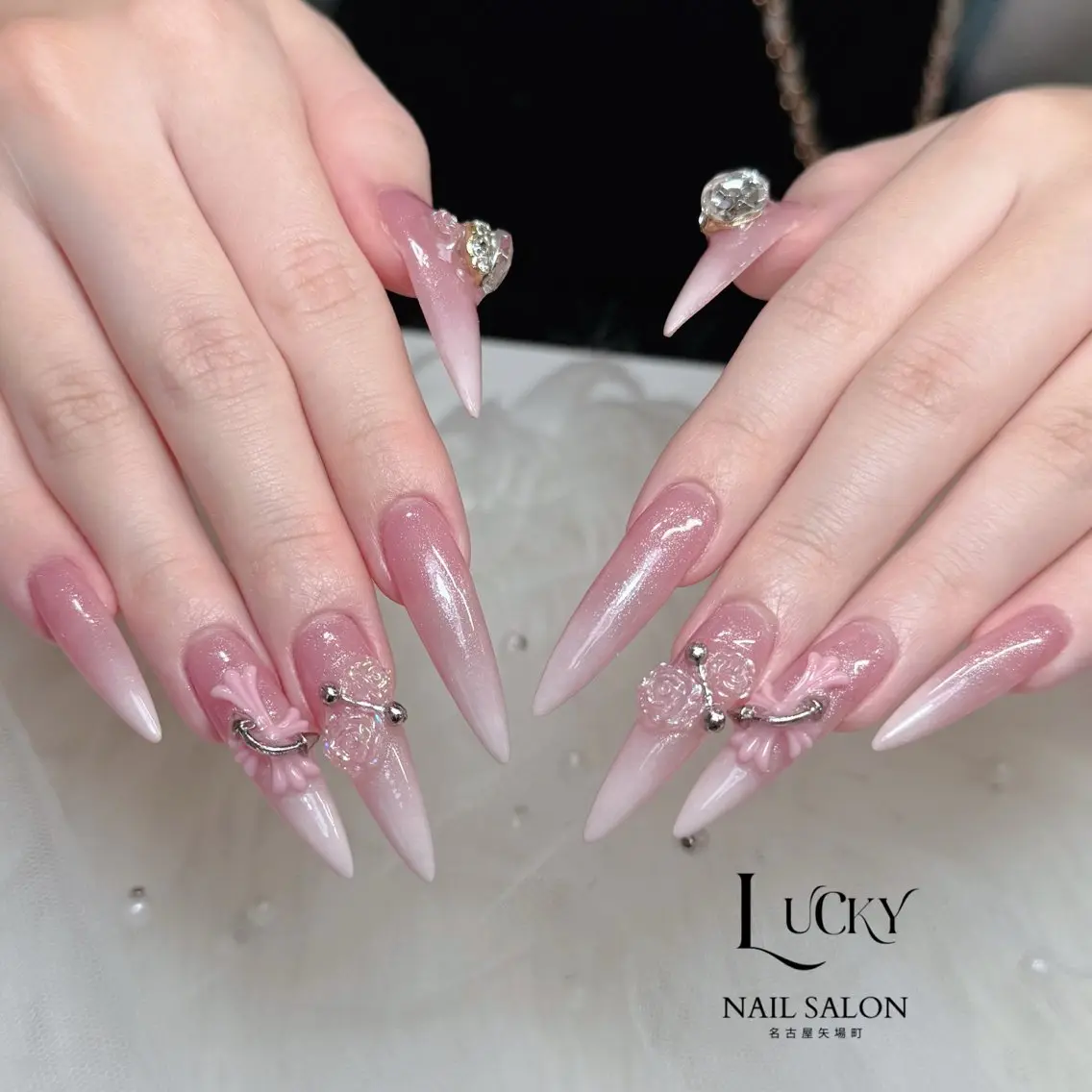 ネイル ハンドネイル Lucky Nail Salonのネイルデザイン