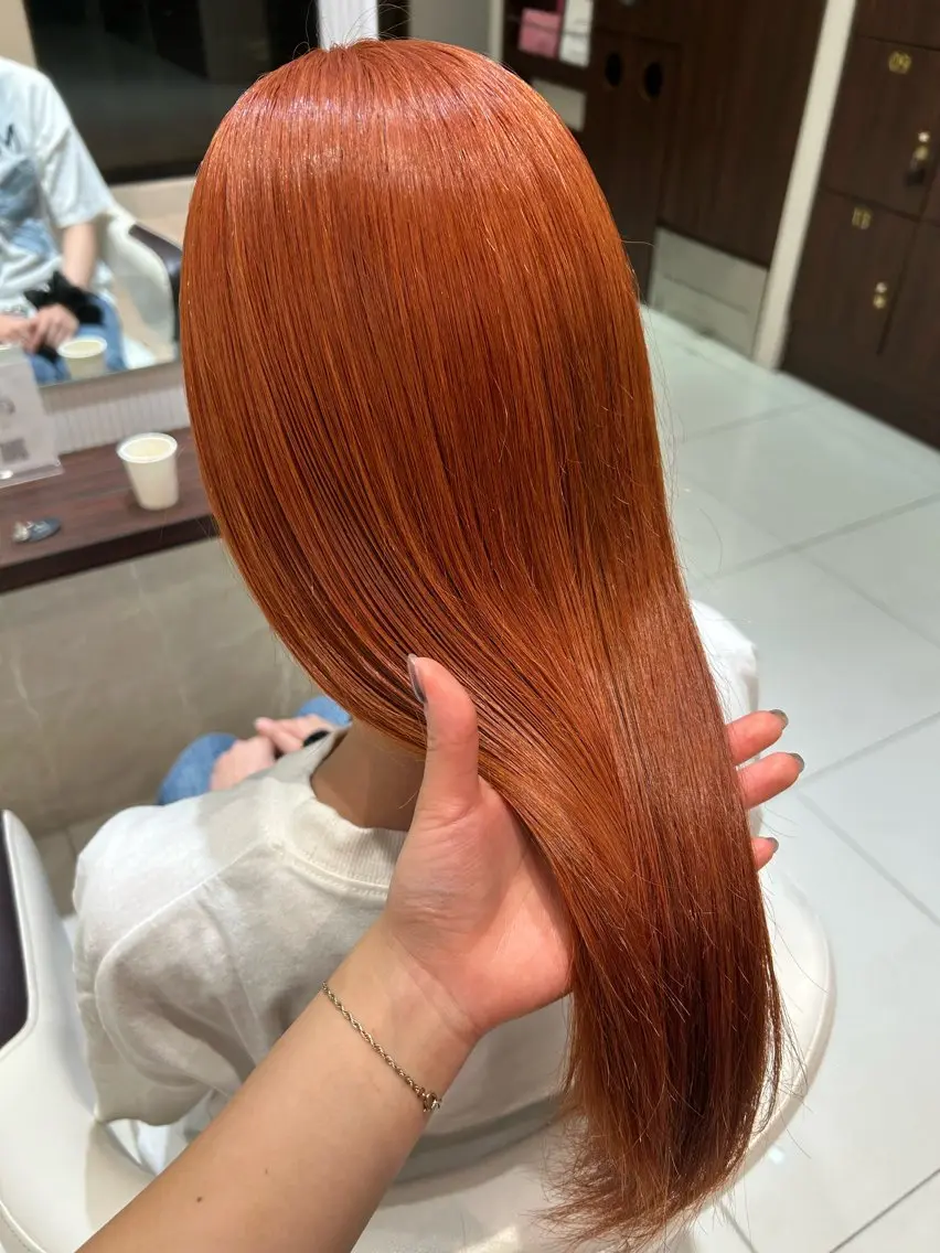 ロング カラー ヘアカラー トリートメント 海外カラー白髪ぼかし ティファニーサユリのヘアスタイル