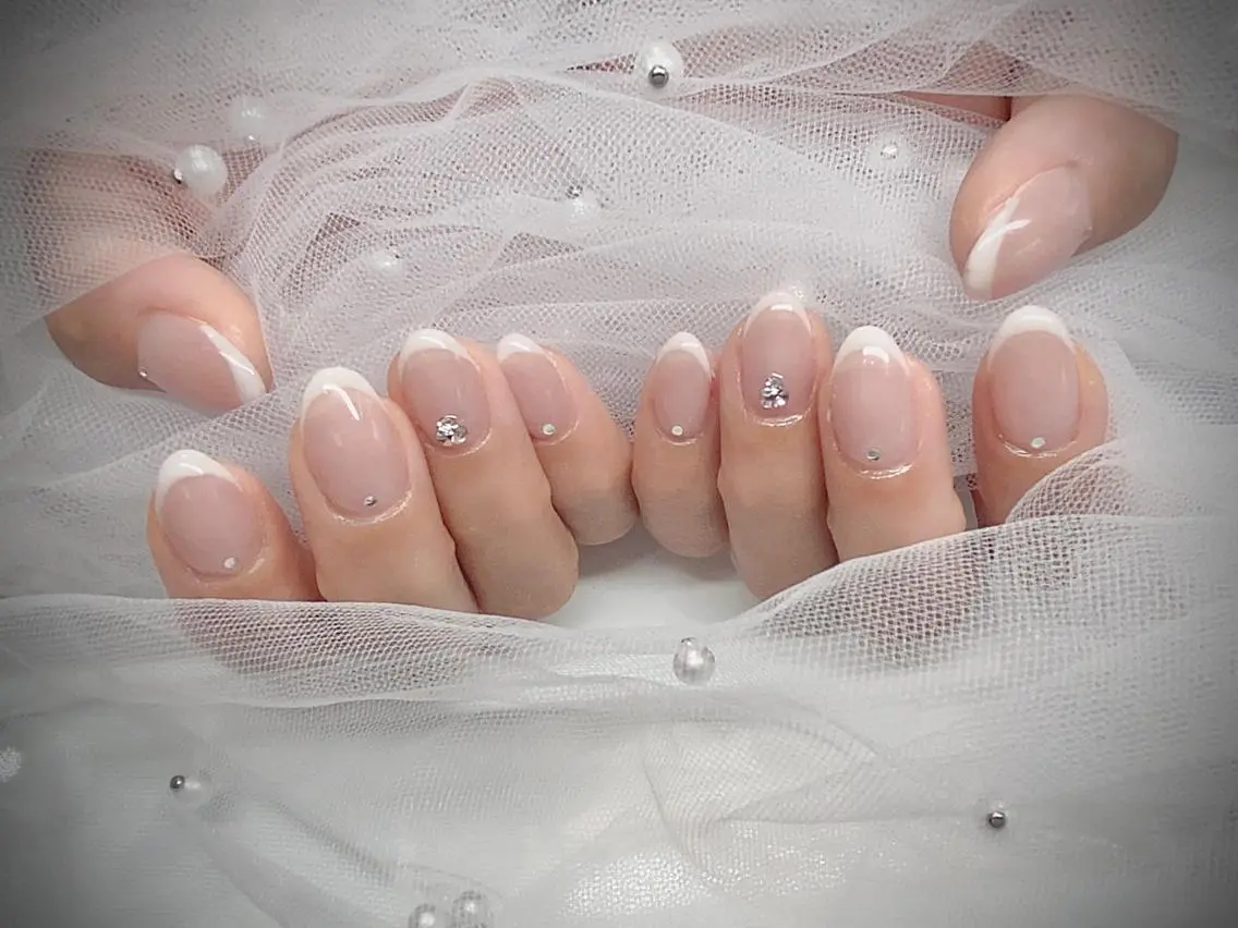 ネイル I-nailロング /ワンホン/キラキラのネイルデザイン