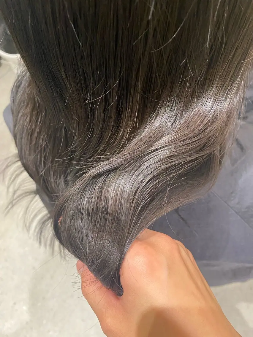 ロング カラー ブリーチ メンズパーマ・ カット モリヤ🌺のヘアスタイル