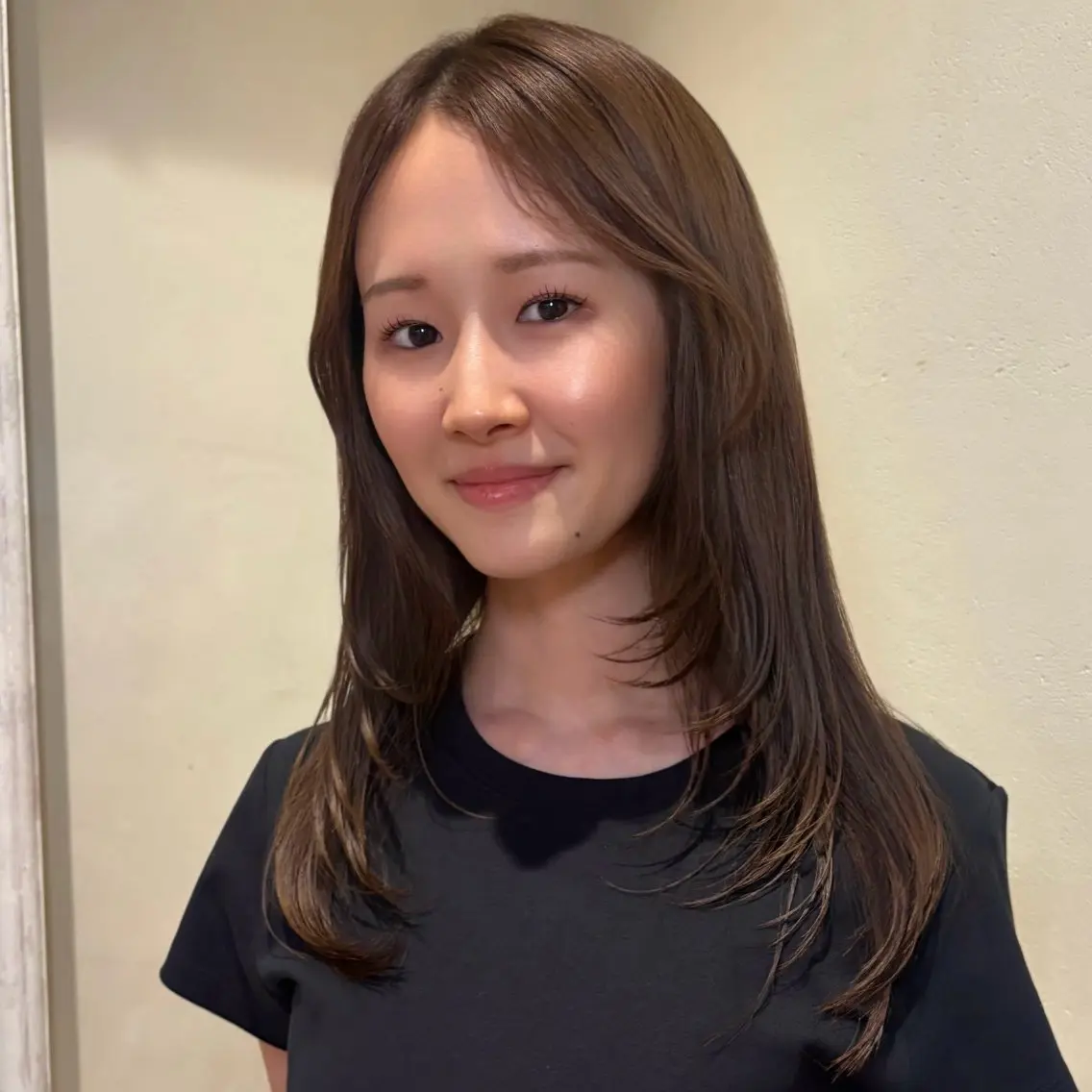 ロング 顔まわりレイヤー 顔周りカット レイヤーカット カット 村上陽菜乃/レイヤ ー/透明感カラーのヘアスタイル
