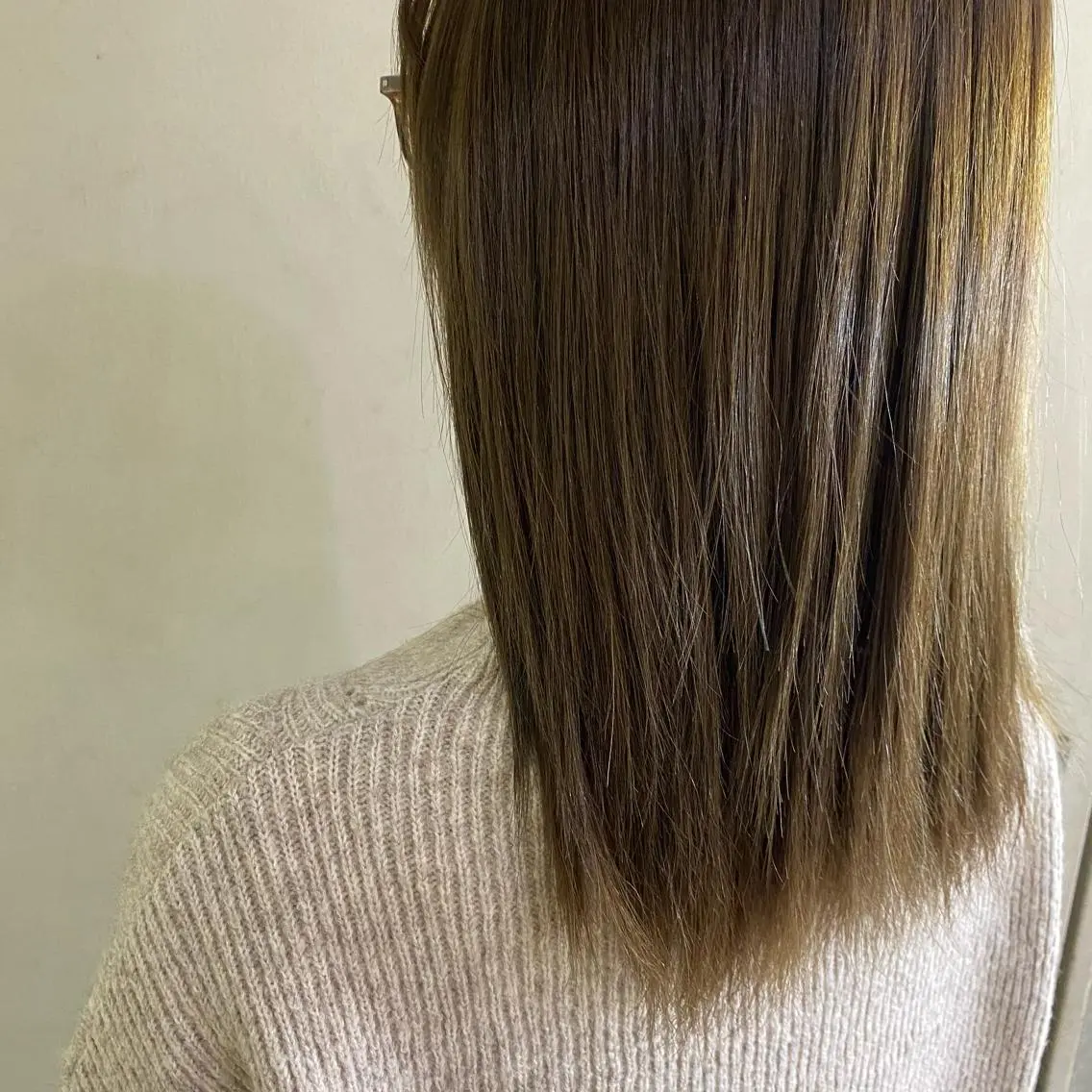 ミディアム 清村 和音のヘアスタイル