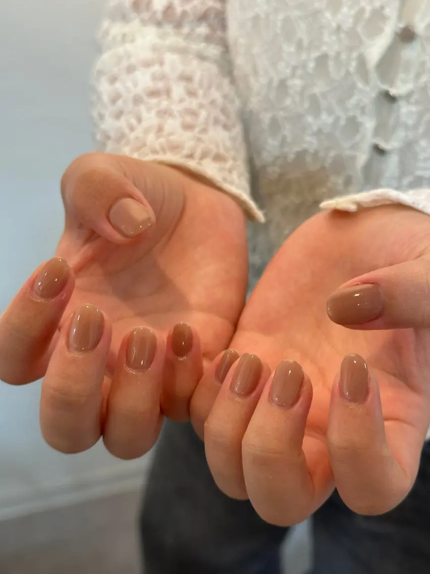 ネイル ブラウン ハンドネイル mano Hiroeのネイルデザイン