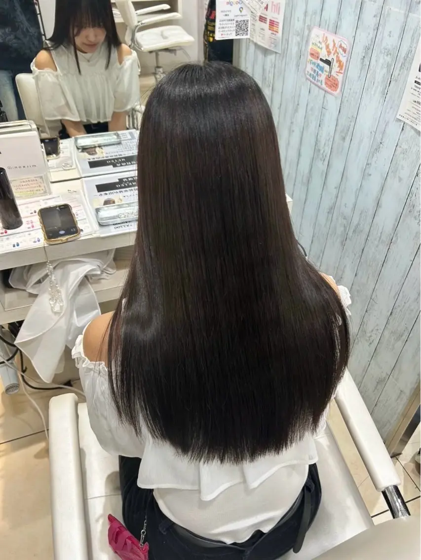 ロング 縮毛矯正 🫧透明感 ×艶🫧 吉田 陽菜のヘアスタイル