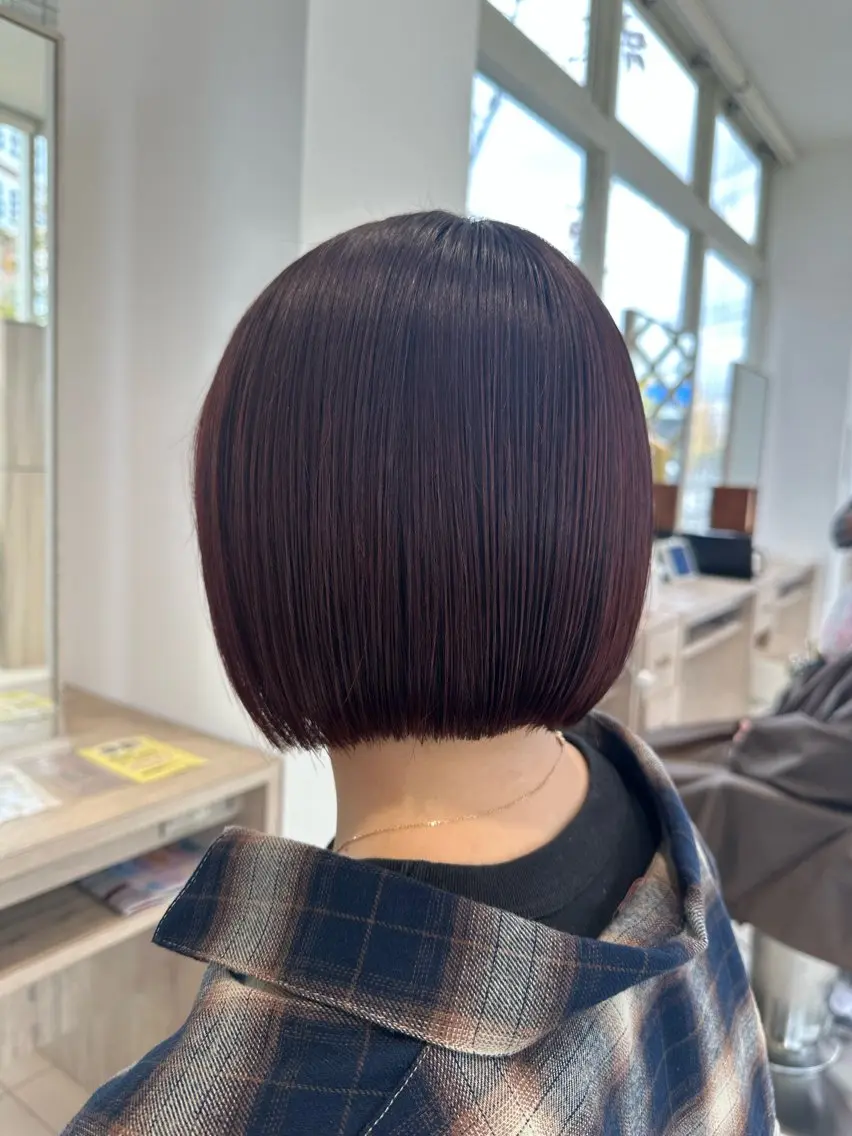 ショート 切りっぱなしボブ ボブ 御舩 青衣のヘアスタイル