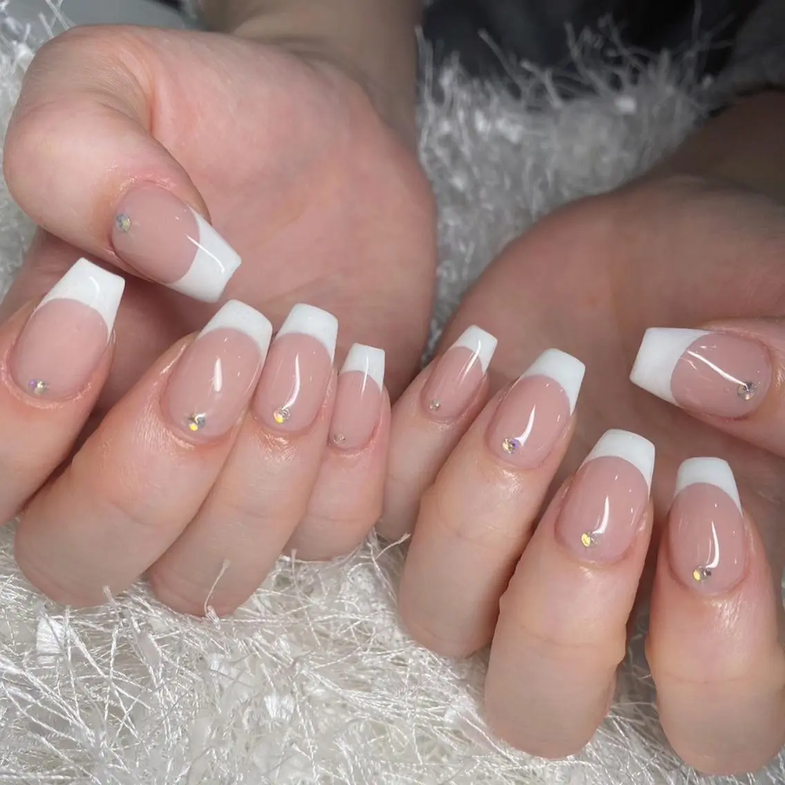 ネイル 長さ出し フレンチネイル ジェルネイル グラデーション 韓国ネイル ハンドネイル Nail&eye Belire 新宿のネイルデザイン