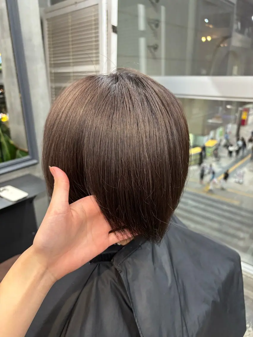 ショート カラー ア ユ ミのヘアスタイル