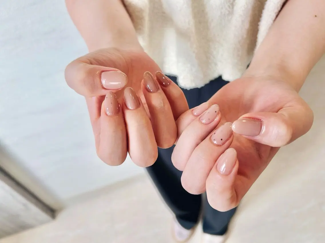 ネイル ドット ハンドネイル LiTA.はません Hiraokaのネイルデザイン