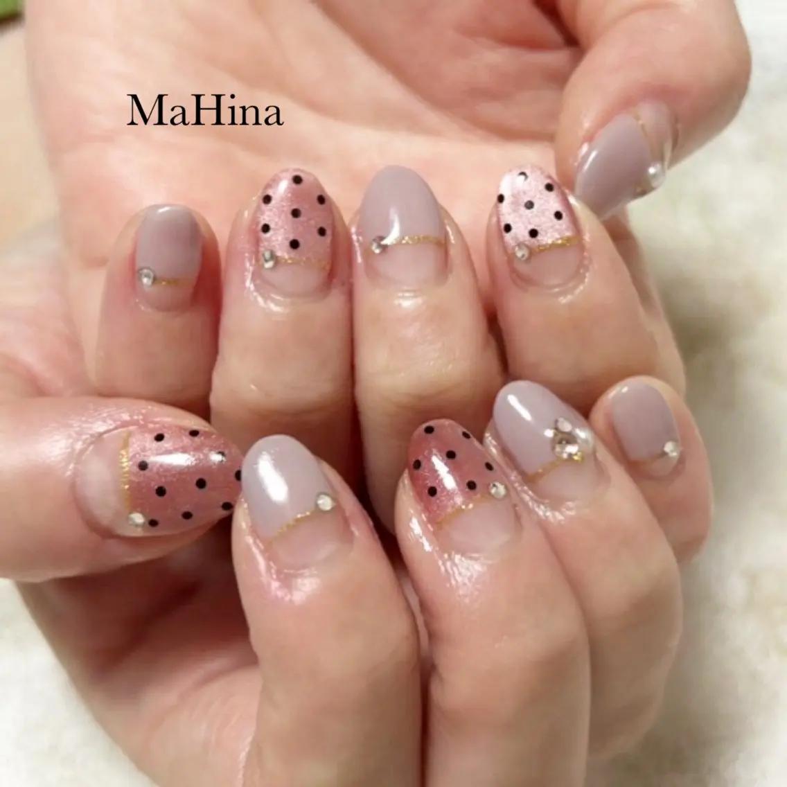 ネイル ドット ジェルネイル ガーリー マグネットネイル ハンドネイル Le Vernis MaHina・まひなのネイルデザイン