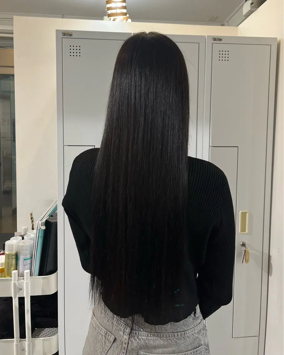 ロング ボブ 顔まわりレイヤー レイヤーカット 似合わせカット ウルフカット 縮毛矯正 トリートメント sayuri /大阪・心斎橋美容師のヘアスタイル