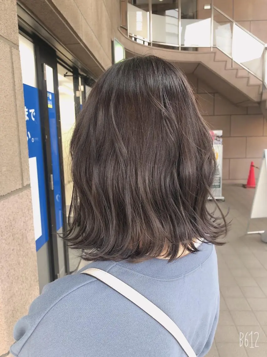 カット+透明感カラー+トリートメントの写真