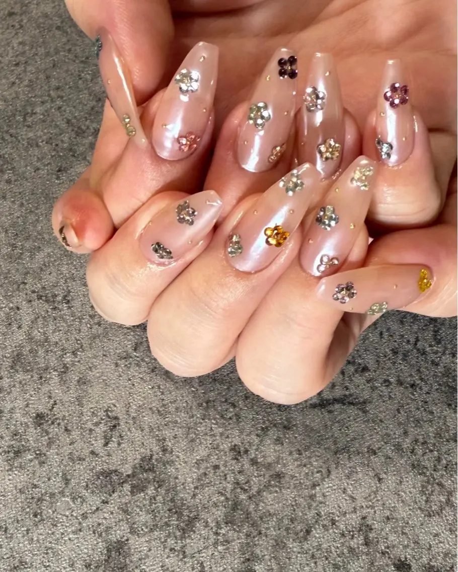 ネイル ハンドネイル ハンドケア m-nail 🌙minamiのネイルデザイン