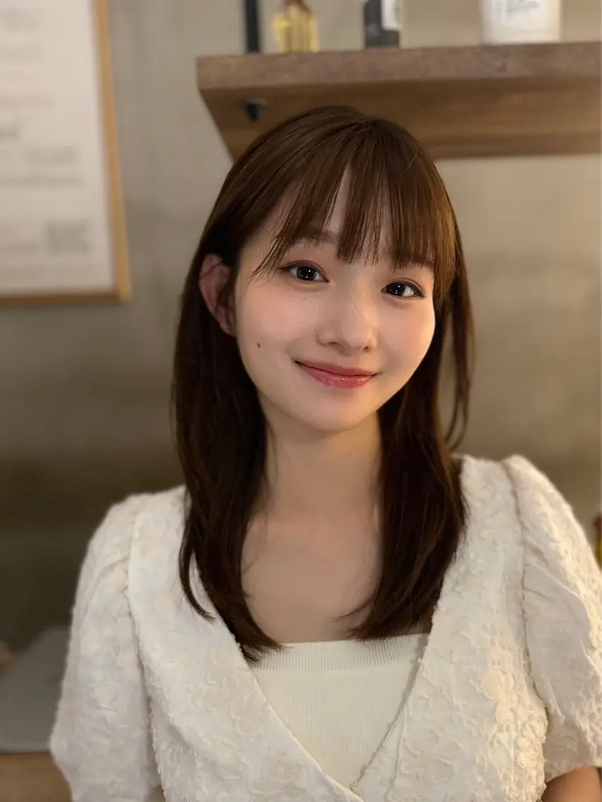 セミロング カット ヘアカラー 縮毛矯正 [似合う小顔カット] 🪽MUNi恵比寿のヘアスタイル