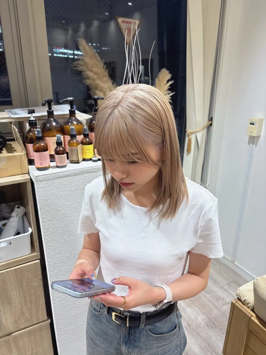 🍓✂️茨木《メンテナンス》リタッチケアブリーチカラー＋カット【リタッチブリーチ＋カラー】の写真