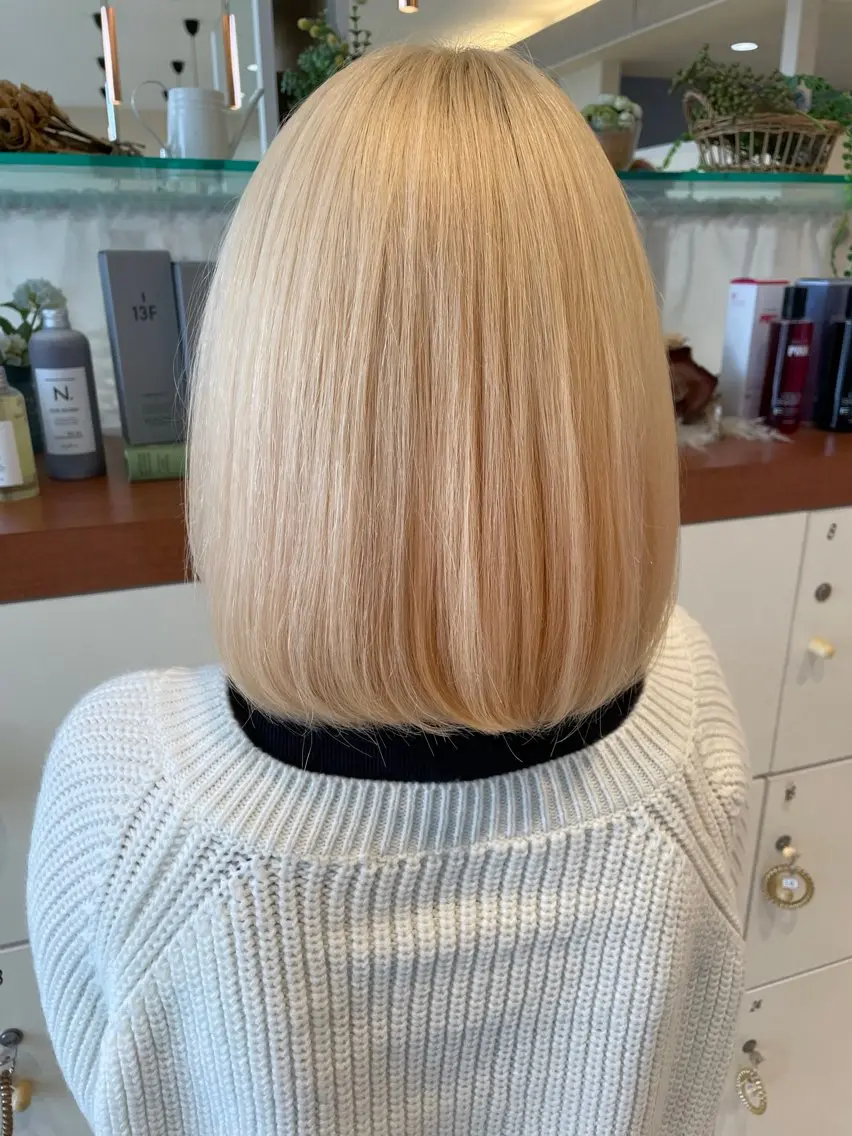 ミディアム カット ヘアカラー トリートメント 日置 大智のヘアスタイル