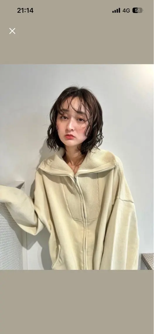 ミディアム パーマ 横山 心優のヘアスタイル