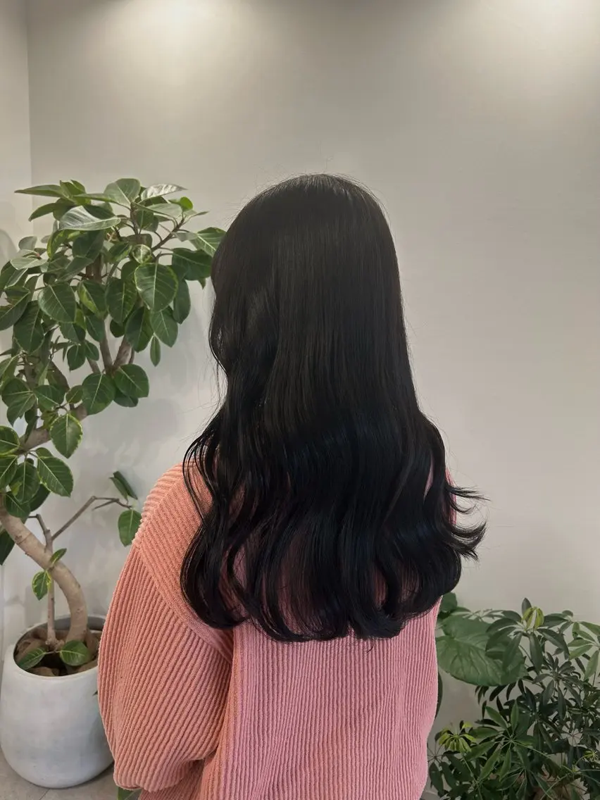 ロング FILMS haru 暖色/ぱつっとbobのヘアスタイル