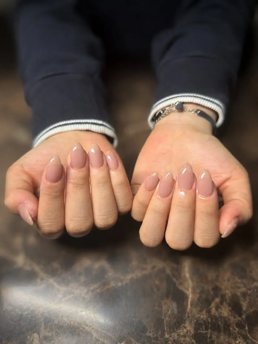ネイル ワンカラーネイル IROHA NAIL 美優のネイルデザイン