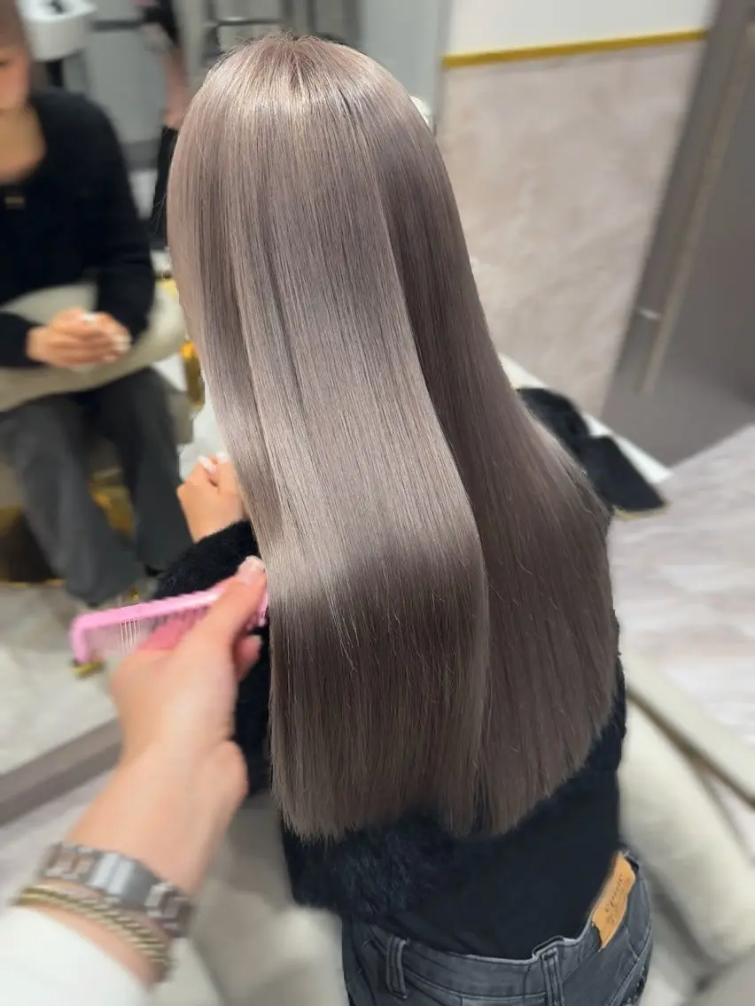 カラー 透明感カラー カット ヘアカラー 艶ダブルカラー🩰ハ イトーン🤍香織のヘアスタイル