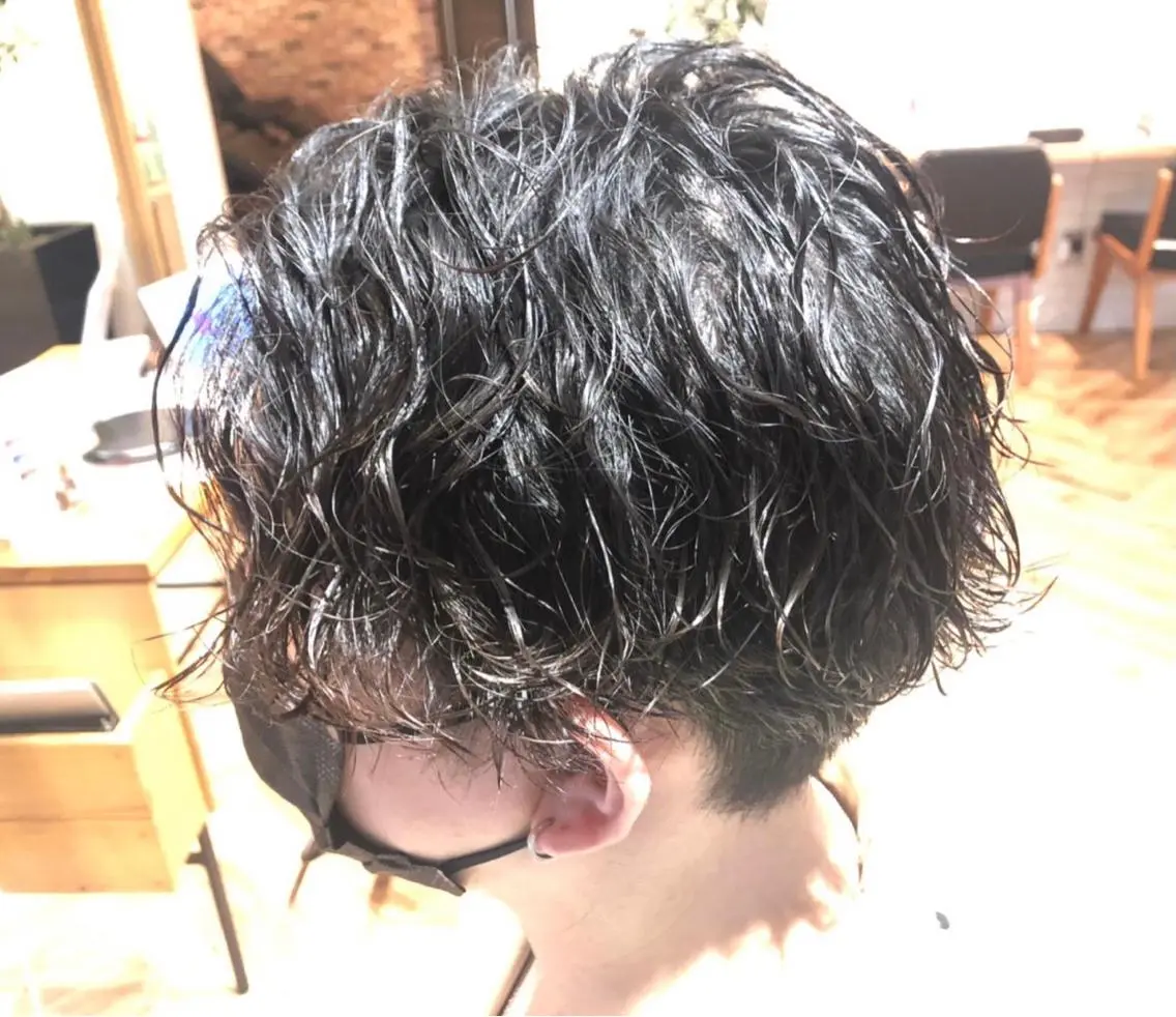 パーマ メンズ カット パーマ 𓏸𓈒𓂃早坂 浩行𓂃𓈒𓏸のヘアスタイル