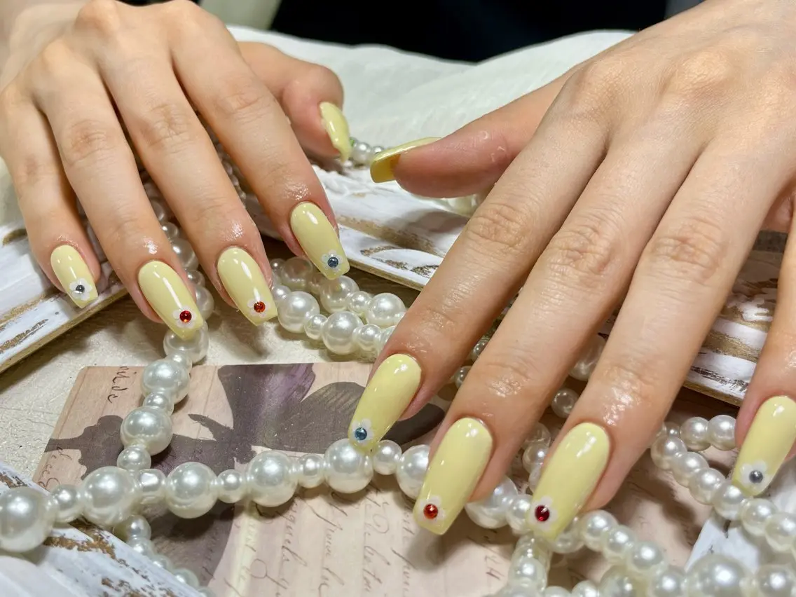 ネイル C C🌼のネイルデザイン