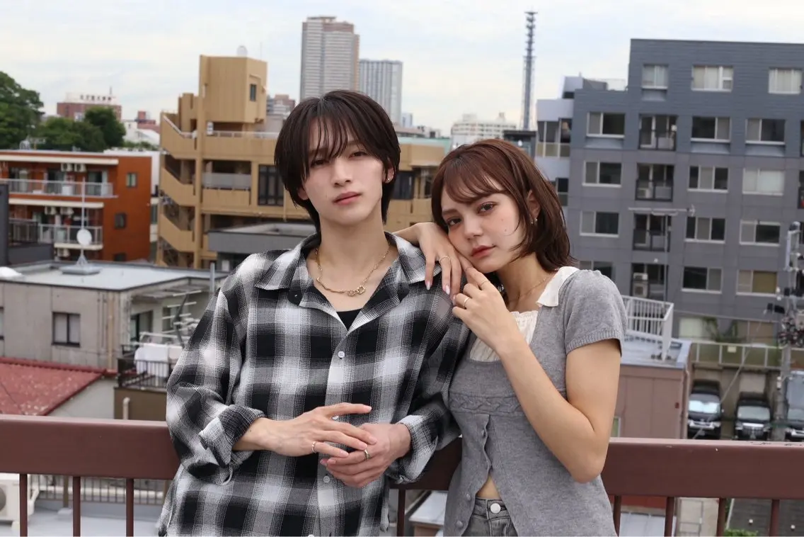 ミディアム カラー 四方田 皐希のヘアスタイル