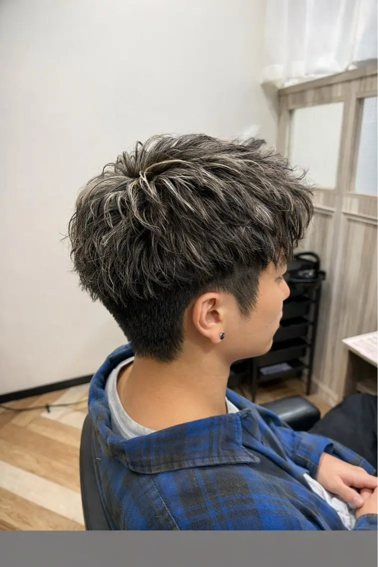 メンズ限定！カット＋ハイライトメッシュの写真