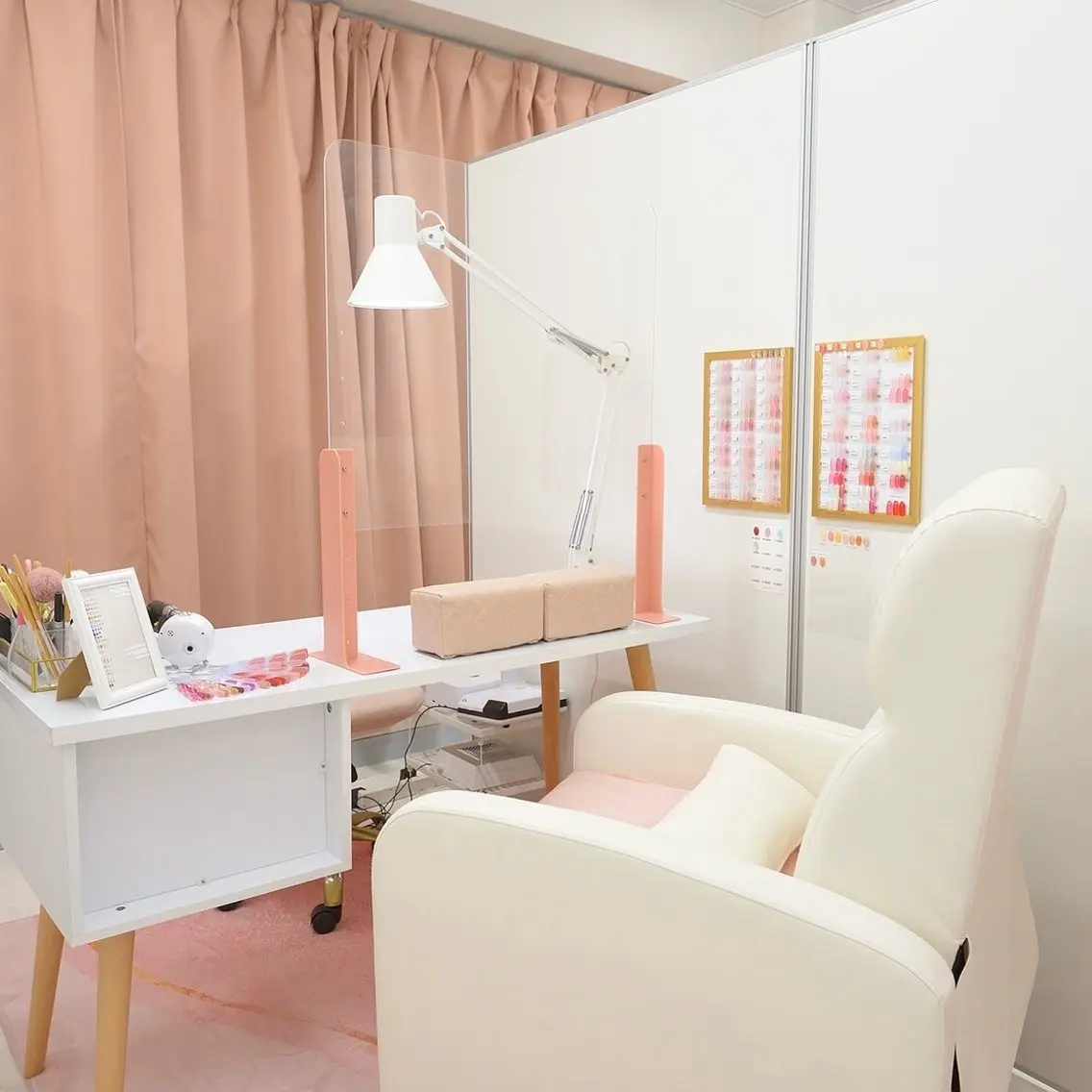 ネイル フットネイル bel fiore .のネイルデザイン