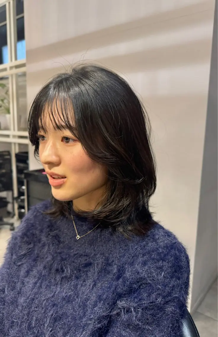 ミディアム ウルフカット 似合う髪型が 分からない方へのヘアスタイル