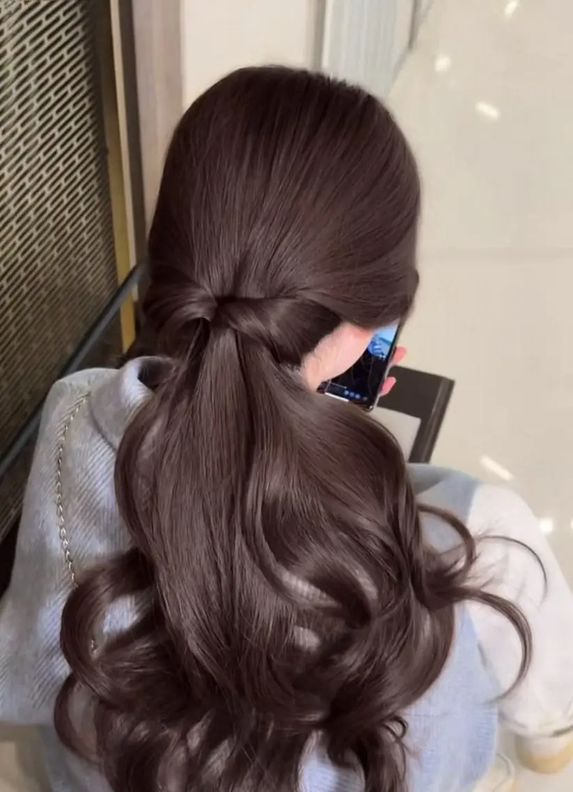 ロング カラー カット ヘアカラー 透明感ベージュ×レイ ヤーカット🎀セナのヘアスタイル