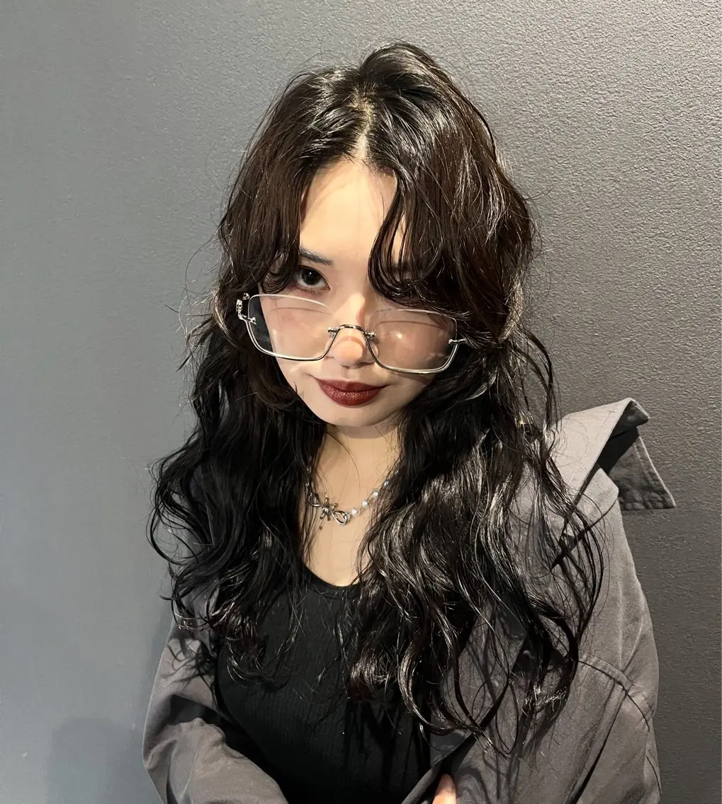 ロング カラー ヘアアレンジ 韓国ヘア🖤/透明感 shihoのヘアスタイル