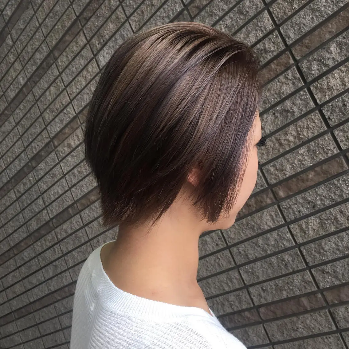 ショート カラー ベージュカラー ラベンダーカラー カット ヘアカラー ブリーチ/バレイヤ ージュ川端裕司のヘアスタイル